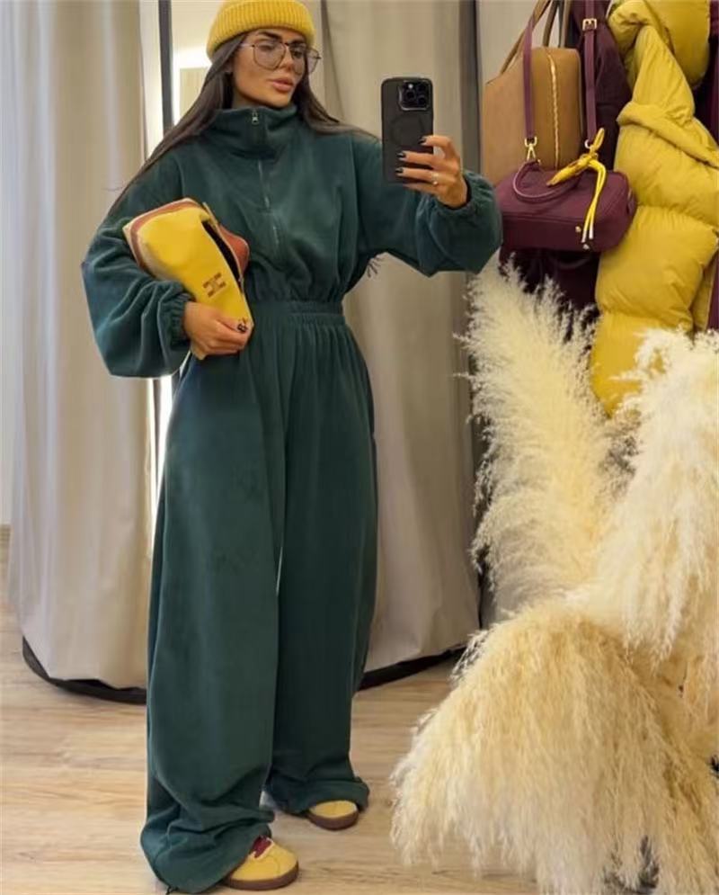 בגדי ספורט אופנתיים בחתיכה אחת