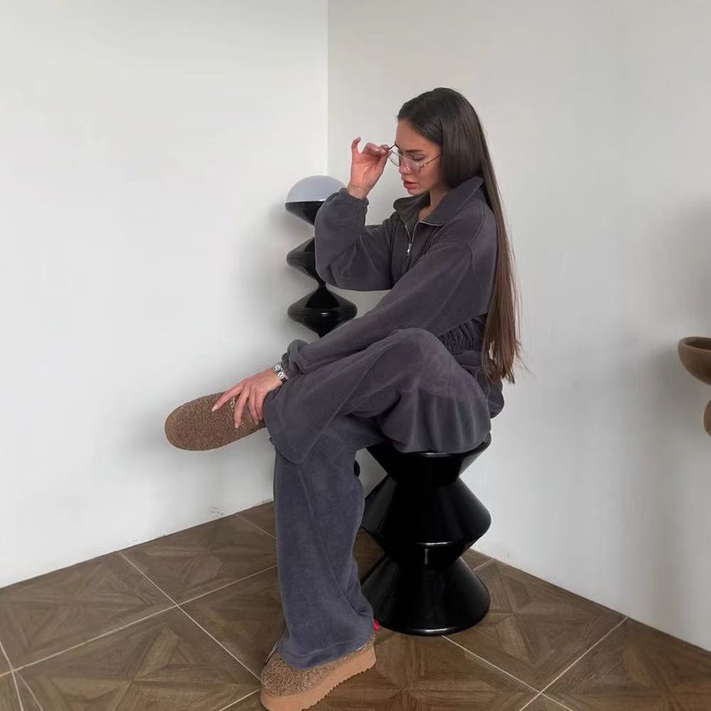 בגדי ספורט אופנתיים בחתיכה אחת